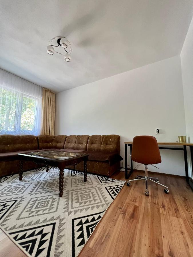 Compact City Center Apartment Kardzsali Kültér fotó
