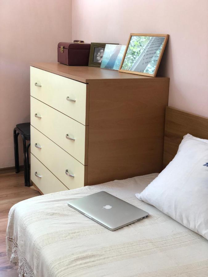 Compact City Center Apartment Kardzsali Kültér fotó